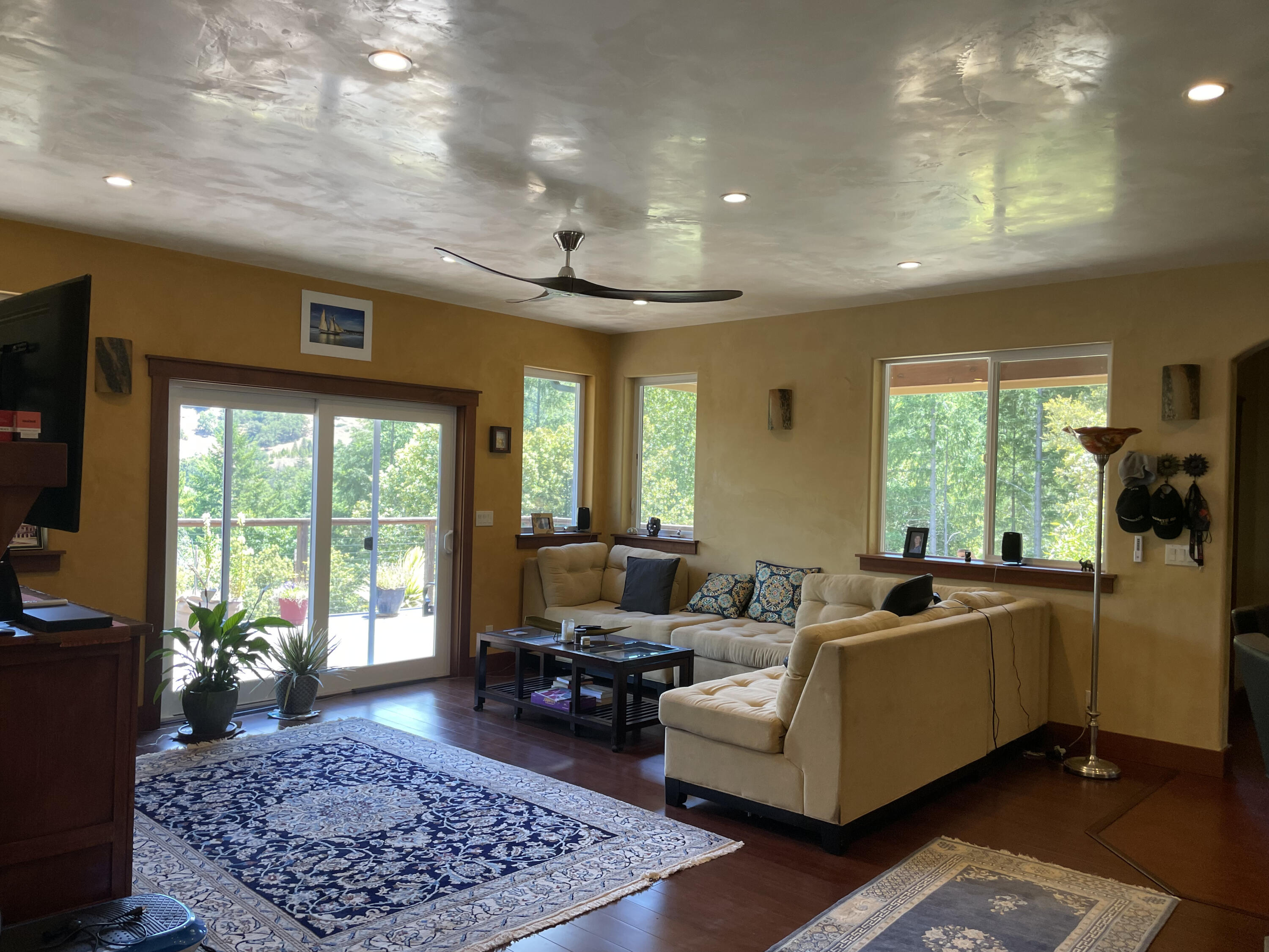 0 Mahan Road Garberville, CA 95542 - Photo 2 of 45