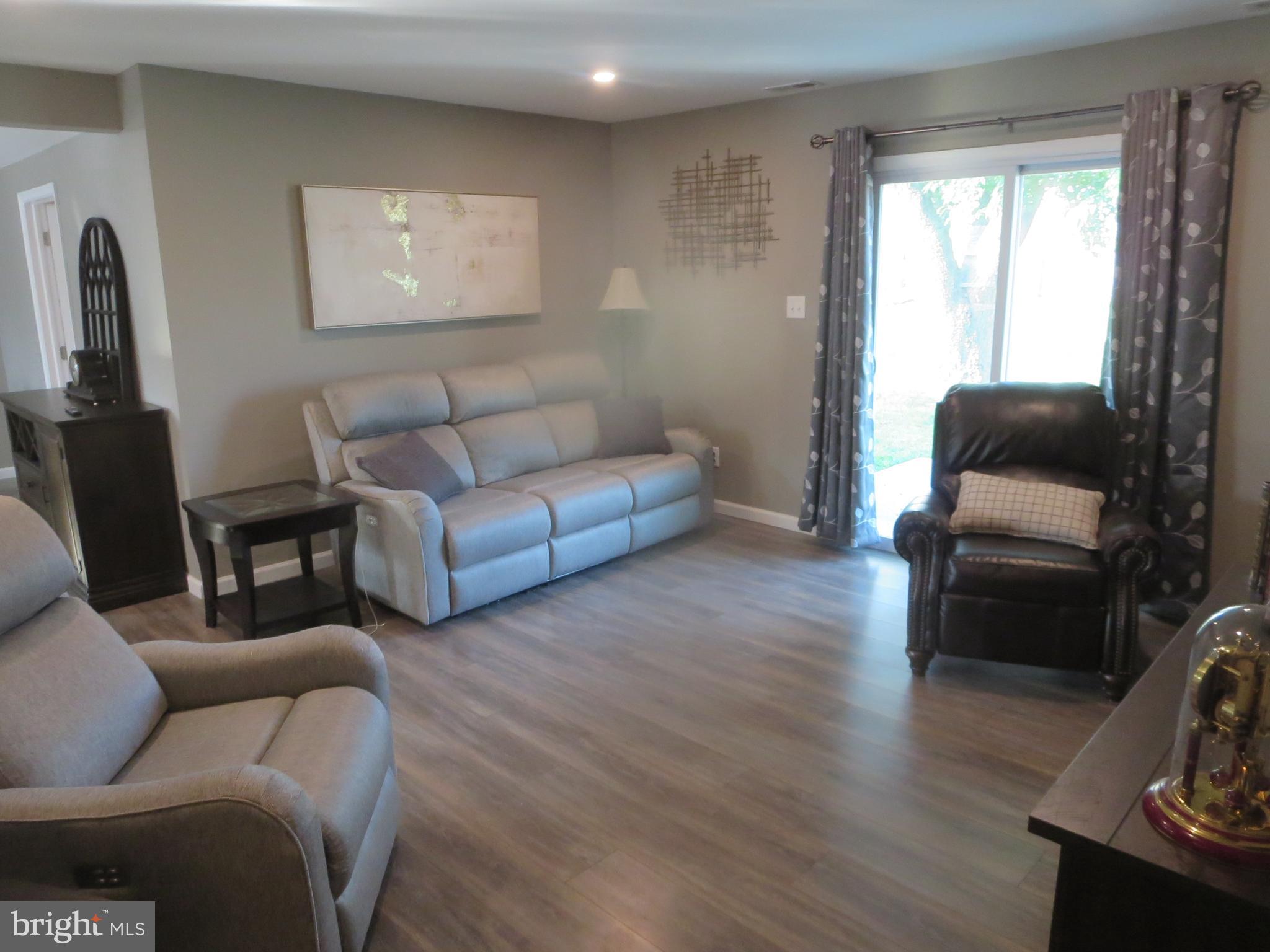 33 Wildflower Road Levittown, PA 19057 - Photo 19 of 37 Gallery Image 19