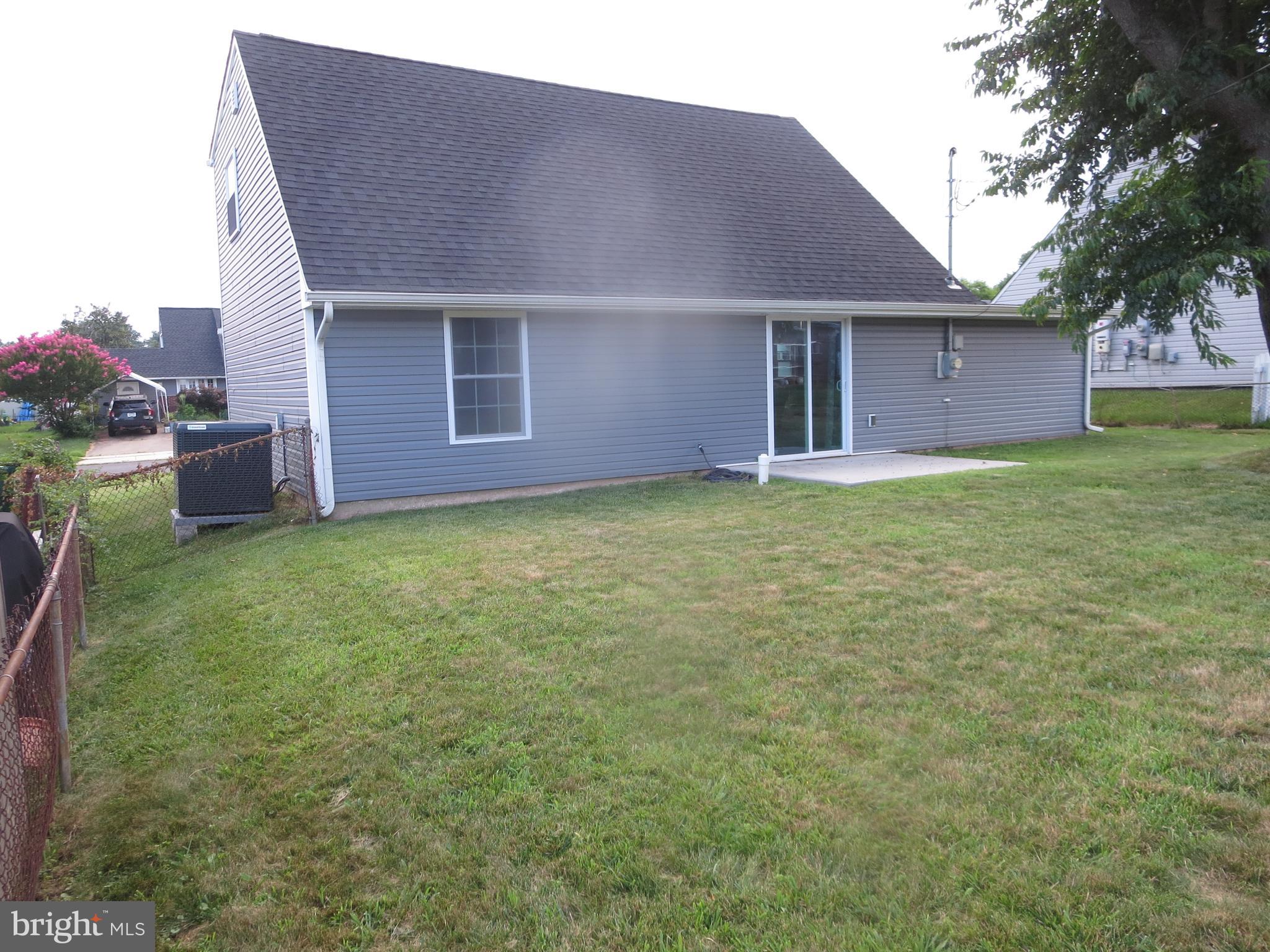 33 Wildflower Road Levittown, PA 19057 - Photo 2 of 37 Gallery Image 2