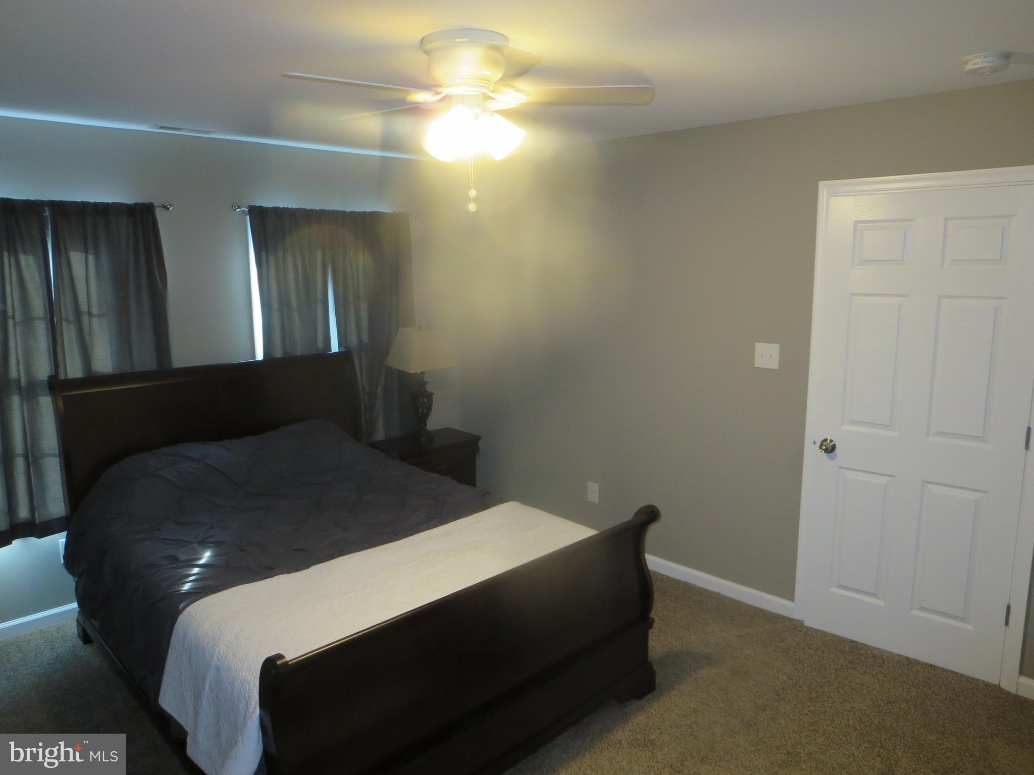 33 Wildflower Road Levittown, PA 19057 - Photo 30 of 37 Gallery Image 30
