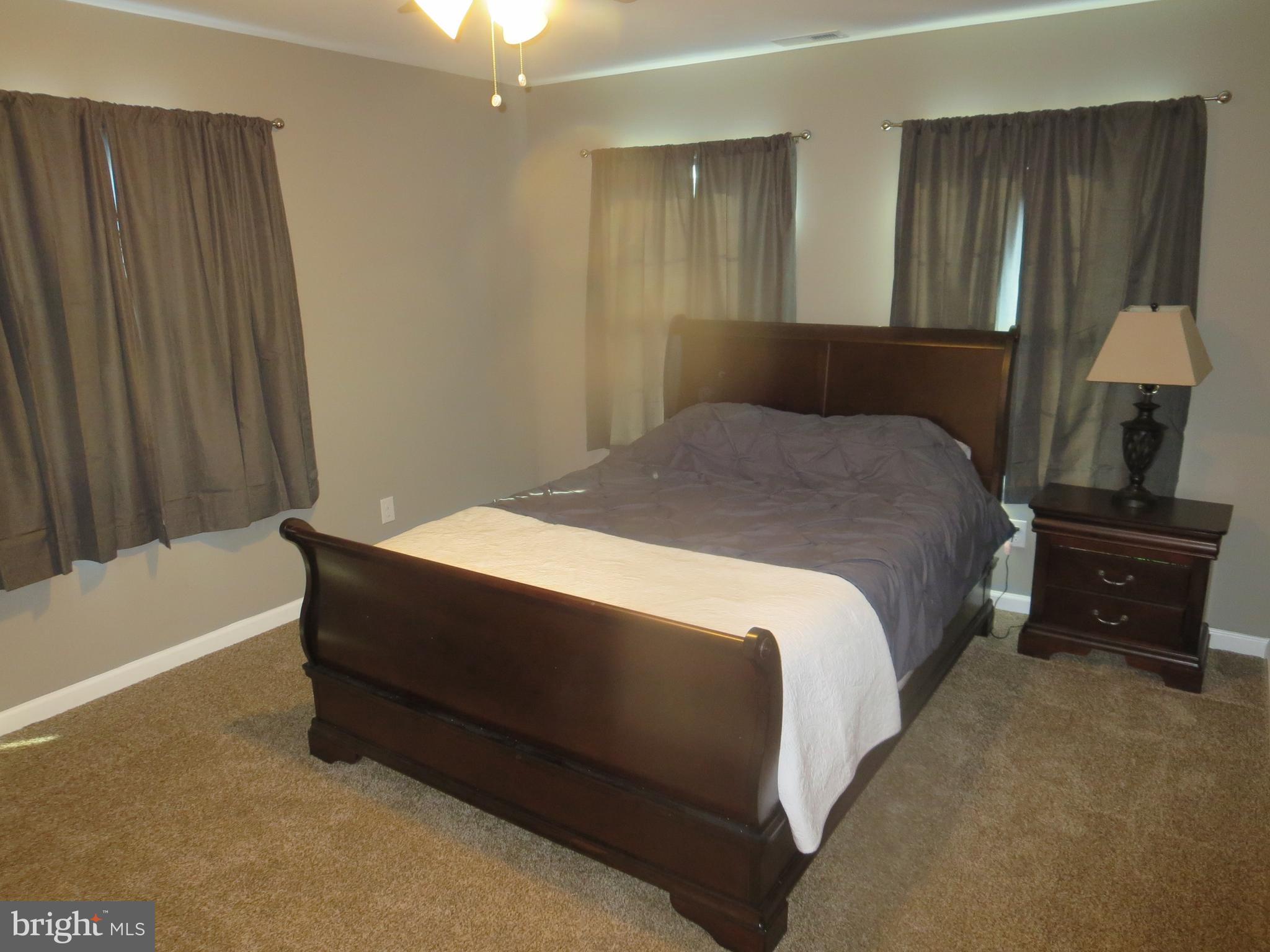 33 Wildflower Road Levittown, PA 19057 - Photo 32 of 37 Gallery Image 32