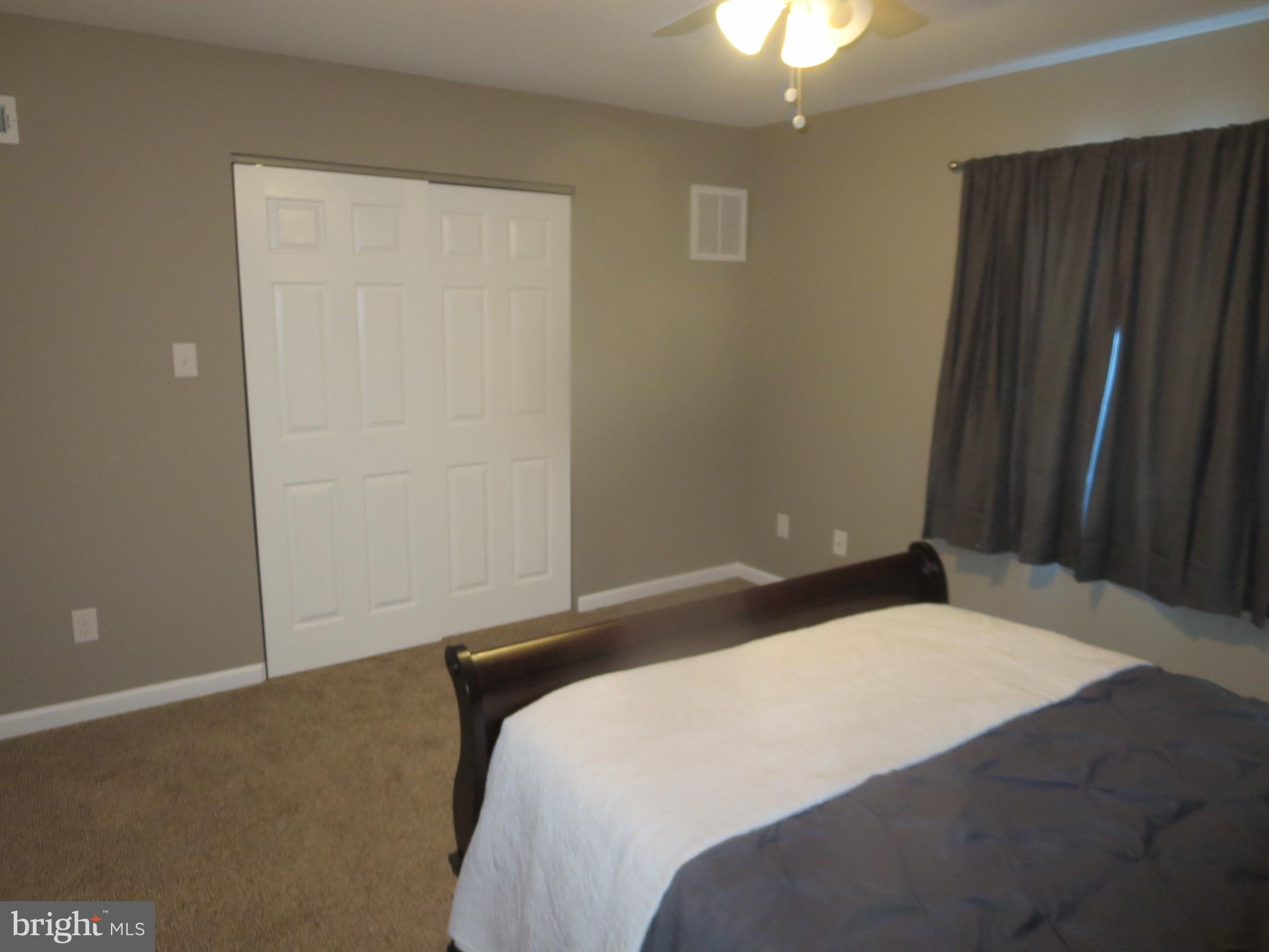 33 Wildflower Road Levittown, PA 19057 - Photo 33 of 37 Gallery Image 33