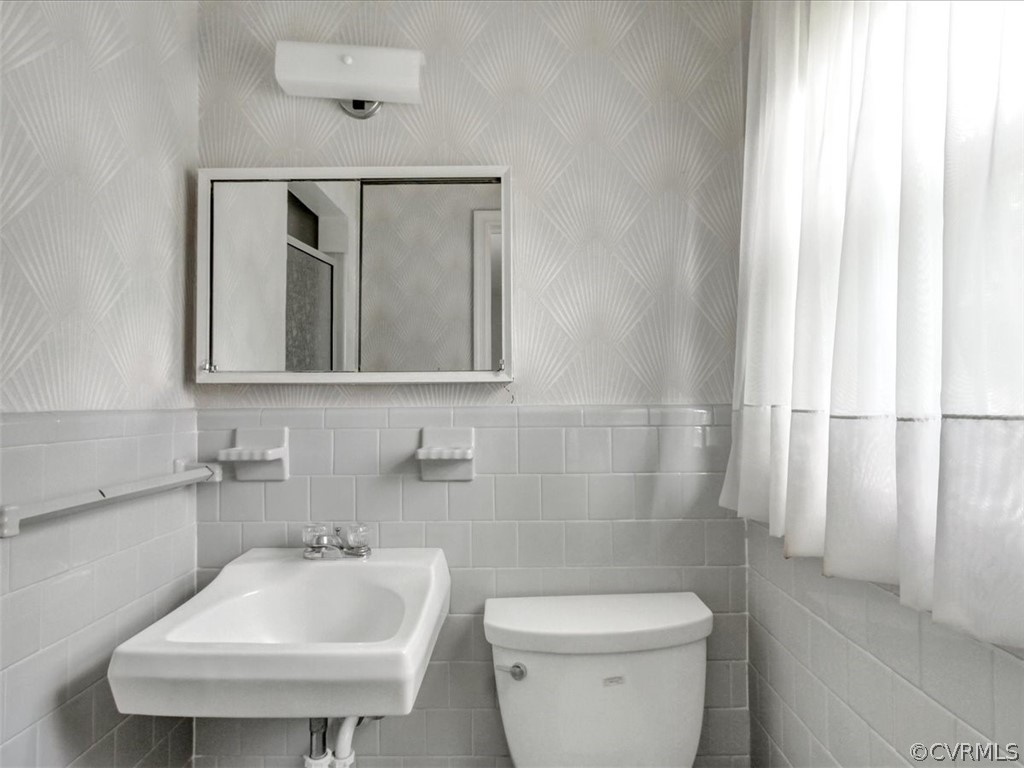 3825 Foxglove Road North Chesterfield, VA 23235 - Photo 25 of 29 Gallery Image 25