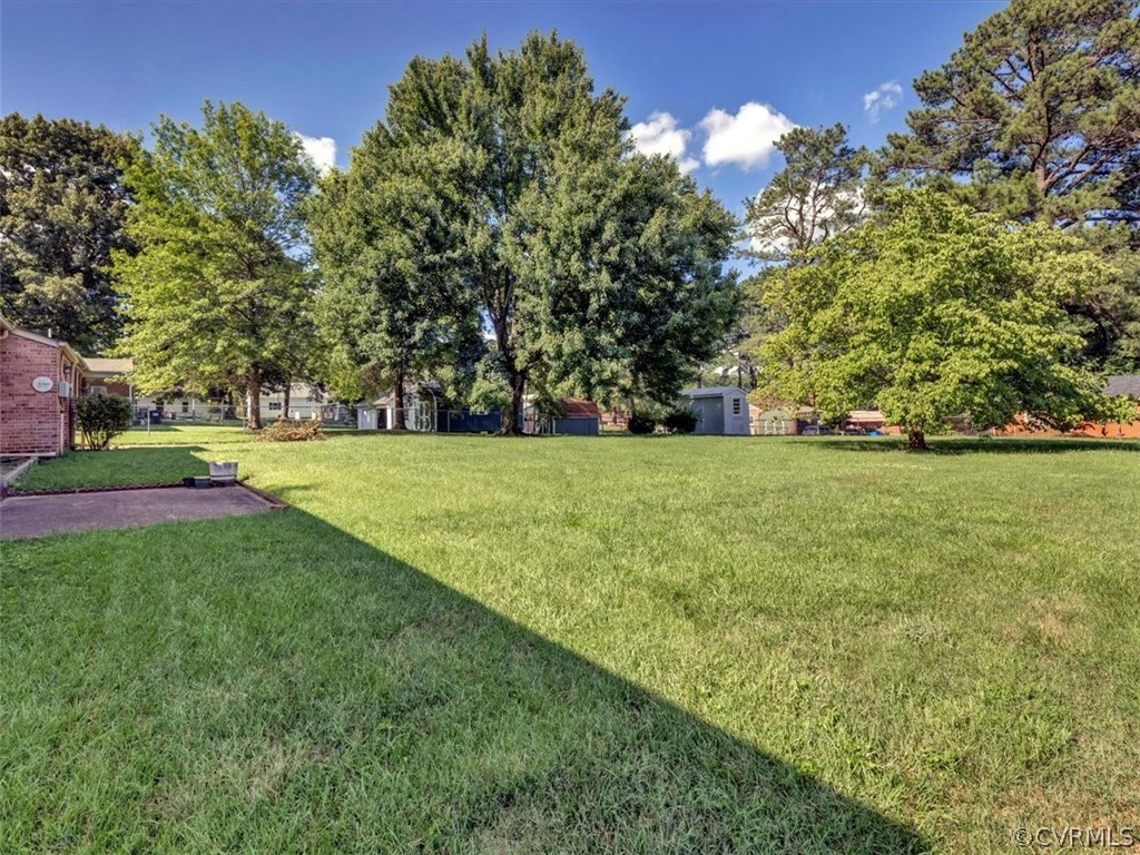 3825 Foxglove Road North Chesterfield, VA 23235 - Photo 28 of 29 Gallery Image 28