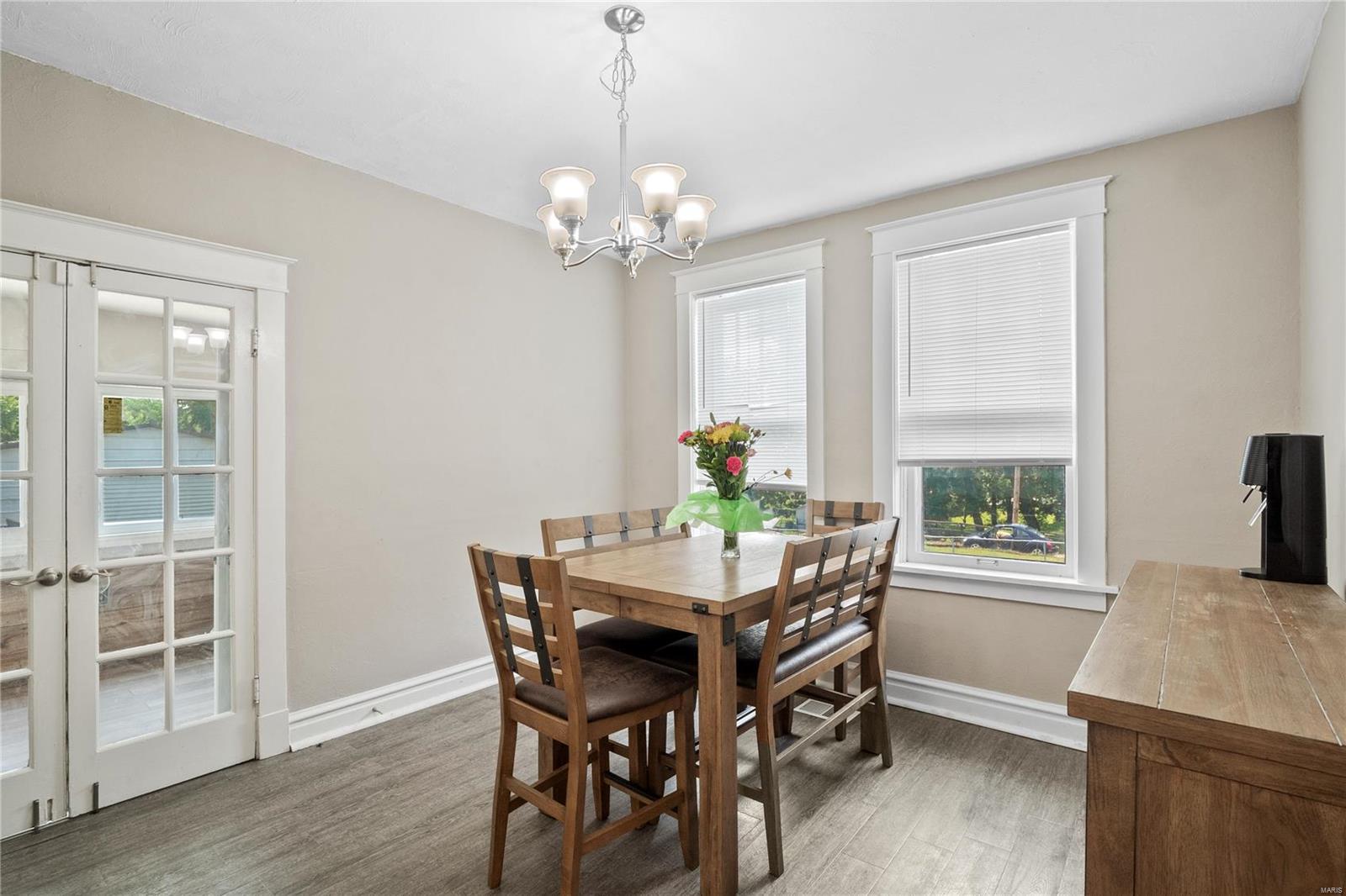 2628 Walton Road St. Louis, MO 63114 - Photo 10 of 33