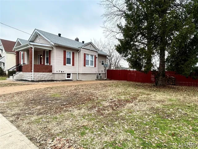 $219,900 | 4851 Heidelberg Avenue, St. Louis, MO 63123