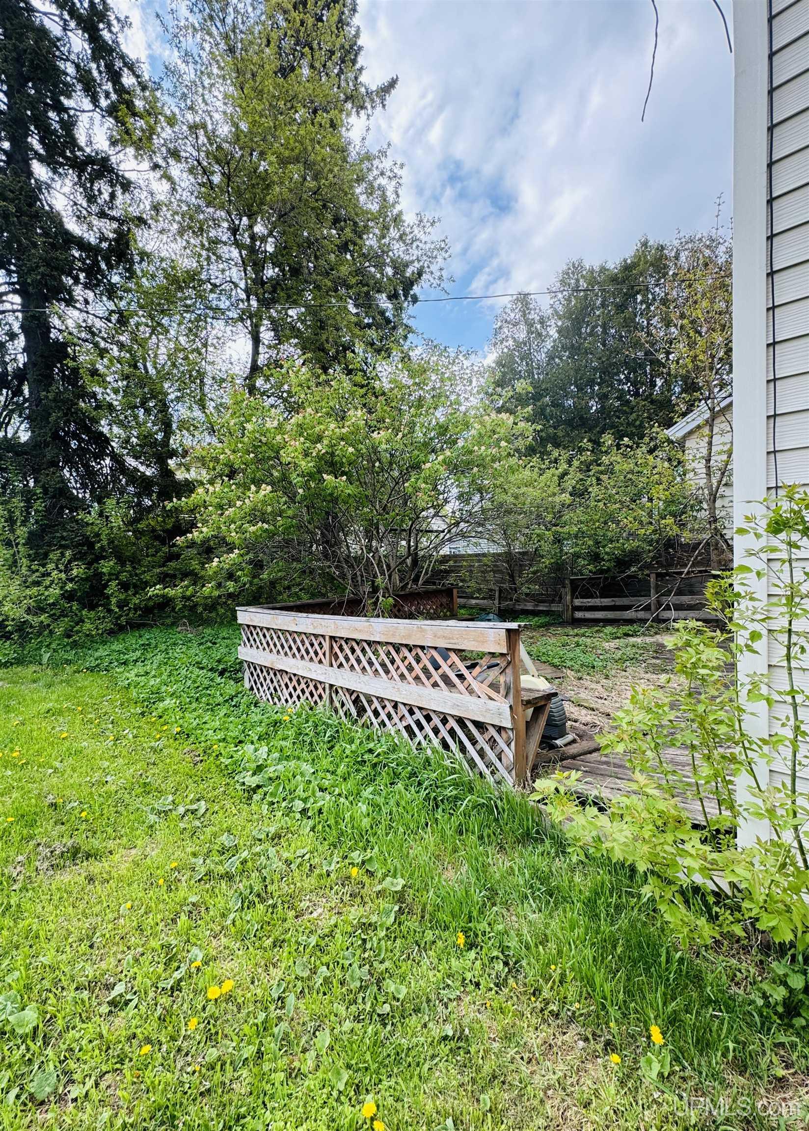 406 South 3rd Street Ishpeming, MI 49849 - Photo 3 of 22 Gallery Image 3