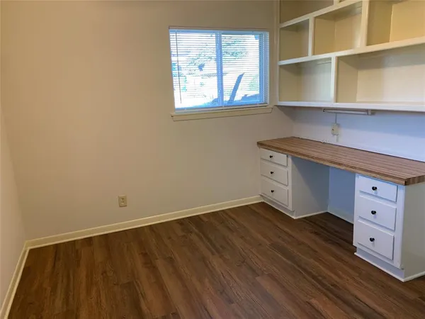 $1,800 | 1402 South Cliff Street, Decatur, TX 76234