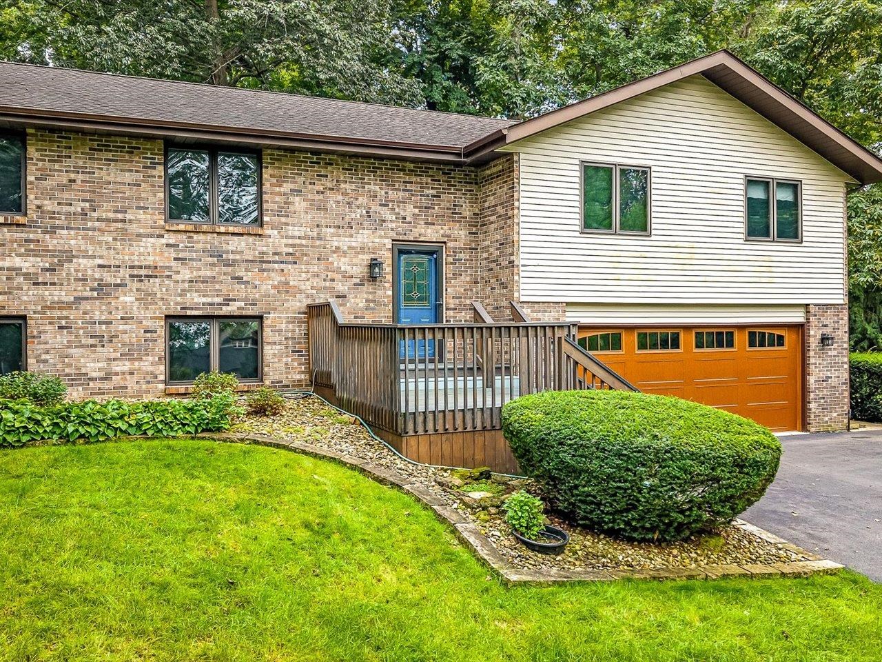 548 Baintree Road Lake Summerset, IL 61019 - Photo 2 of 35 Gallery Image 2