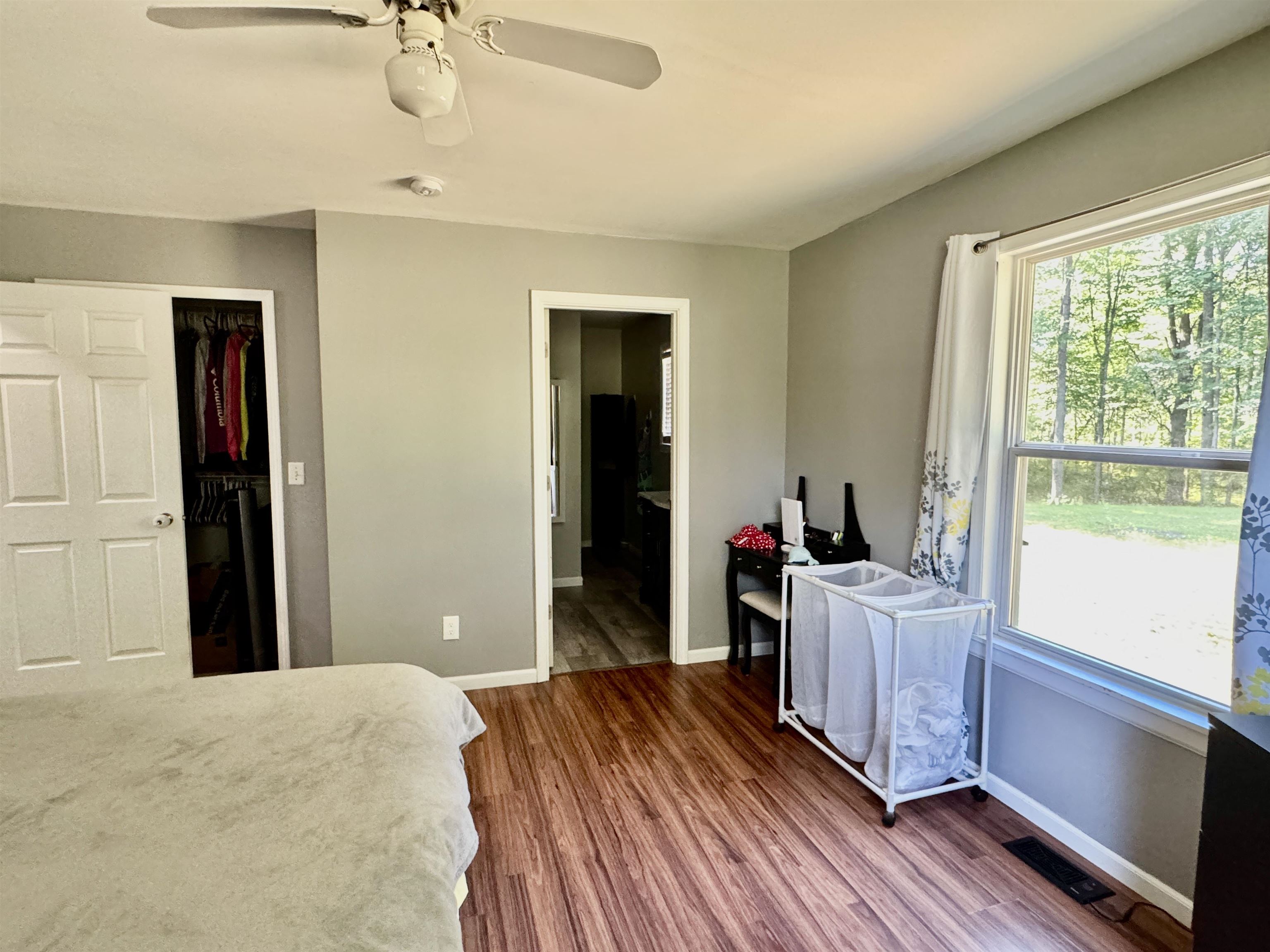 5495 North Shore Road Pinconning, MI 48650 - Photo 17 of 25