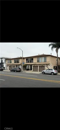 $2,200 | 1325 East 7th Street, Unit 9, Long Beach, CA 90813