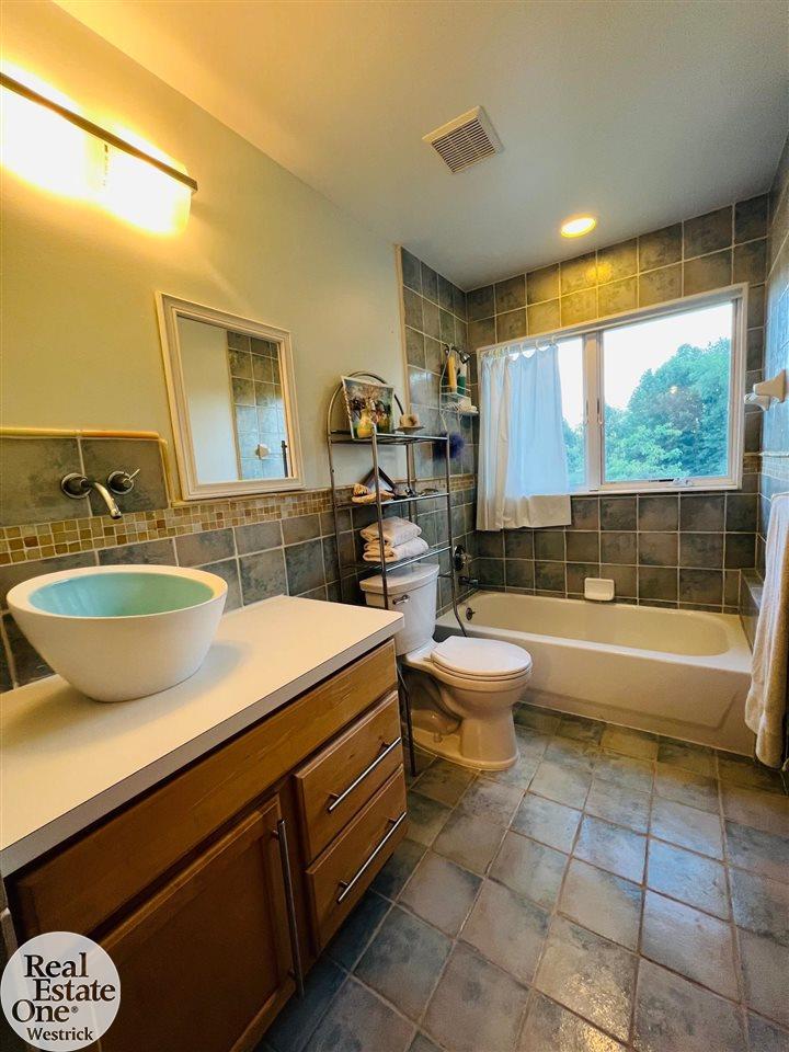 7818 Springborn Road Casco, MI 48064 - Photo 14 of 59