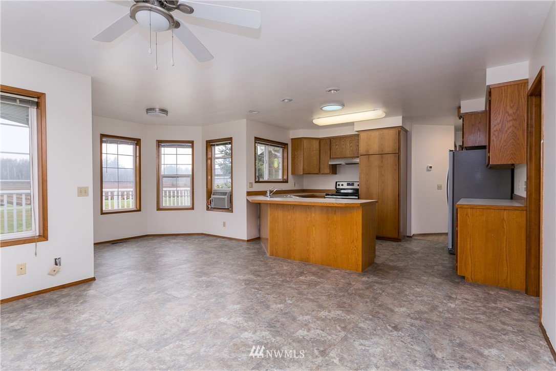 2990 Creasey Road Custer, WA 98240 - Photo 10 of 21
