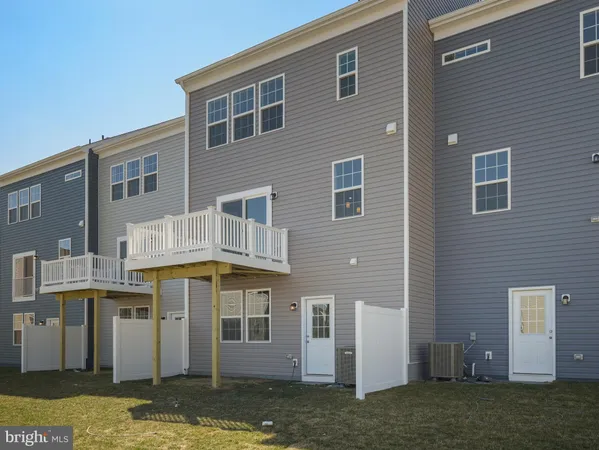 $2,500 | 67 Stafford Place, Falling Waters, WV 25419