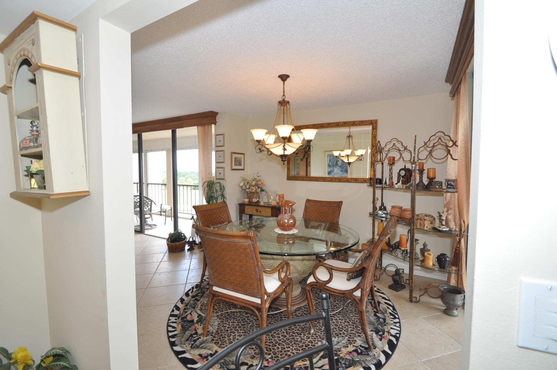 7768 Lakeside Boulevard, Unit 565 Boca Raton, FL 33434 - Photo 13 of 53 DSC_0457