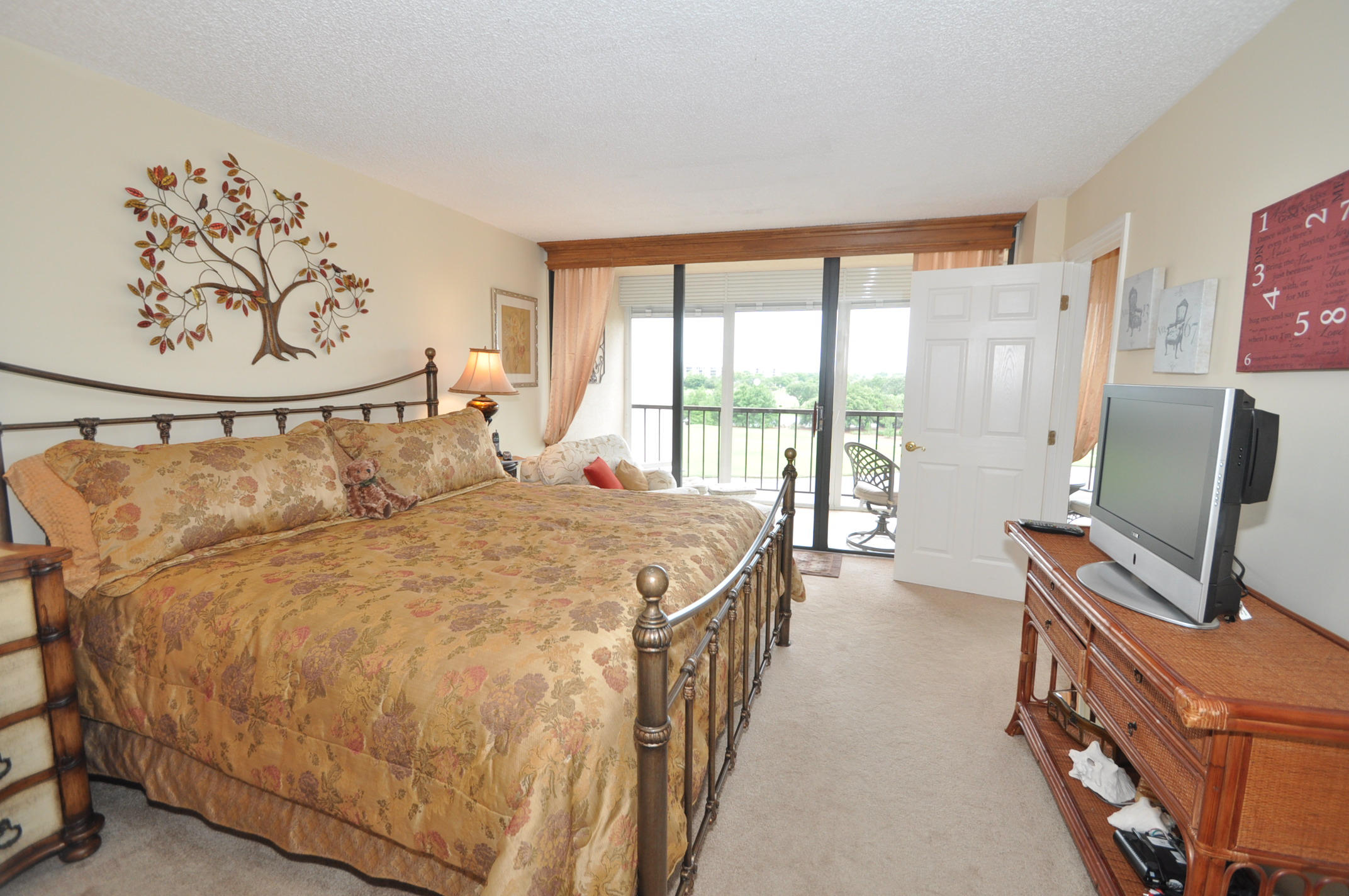 7768 Lakeside Boulevard, Unit 565 Boca Raton, FL 33434 - Photo 24 of 53 DSC_0448