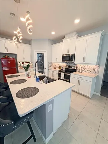 $585,000 | 5024 Shady Pnes Drive, St. Cloud, FL 34772