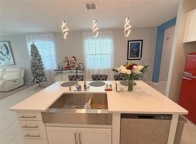 $585,000 | 5024 Shady Pnes Drive, St. Cloud, FL 34772