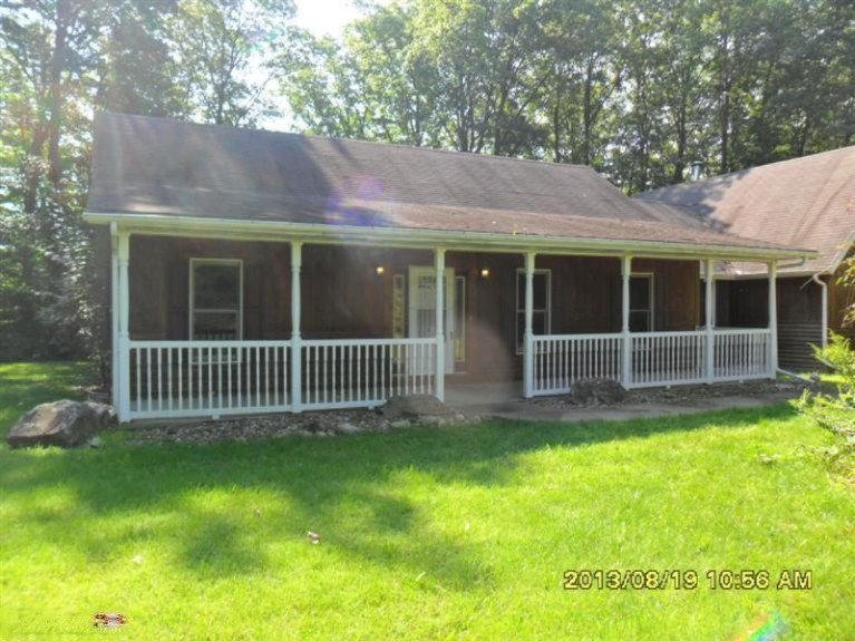 1301 Riverside Road Niles, MI 49120 - Photo 1 of 16 Primary Photo