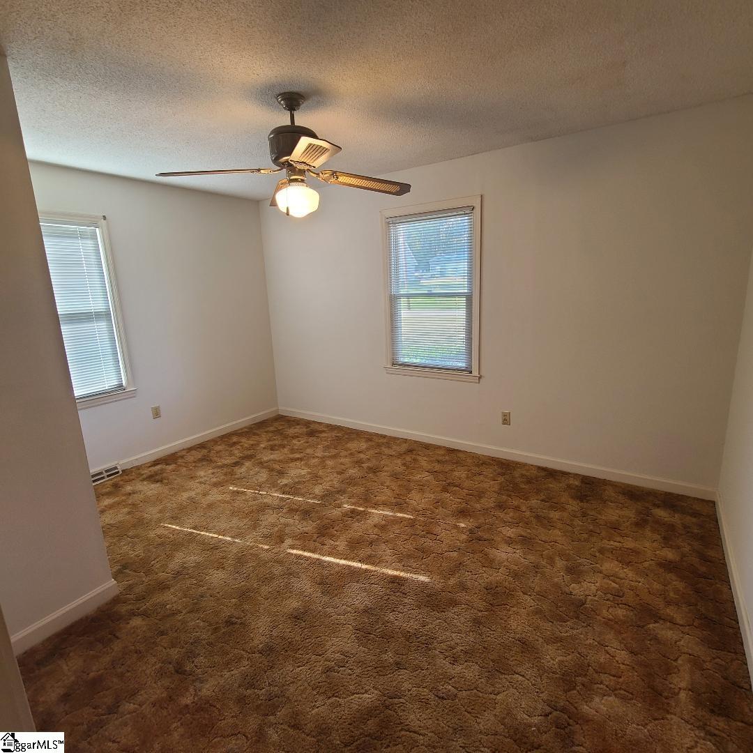 4808 Cockrell Road Greer, SC 29651 - Photo 14 of 29