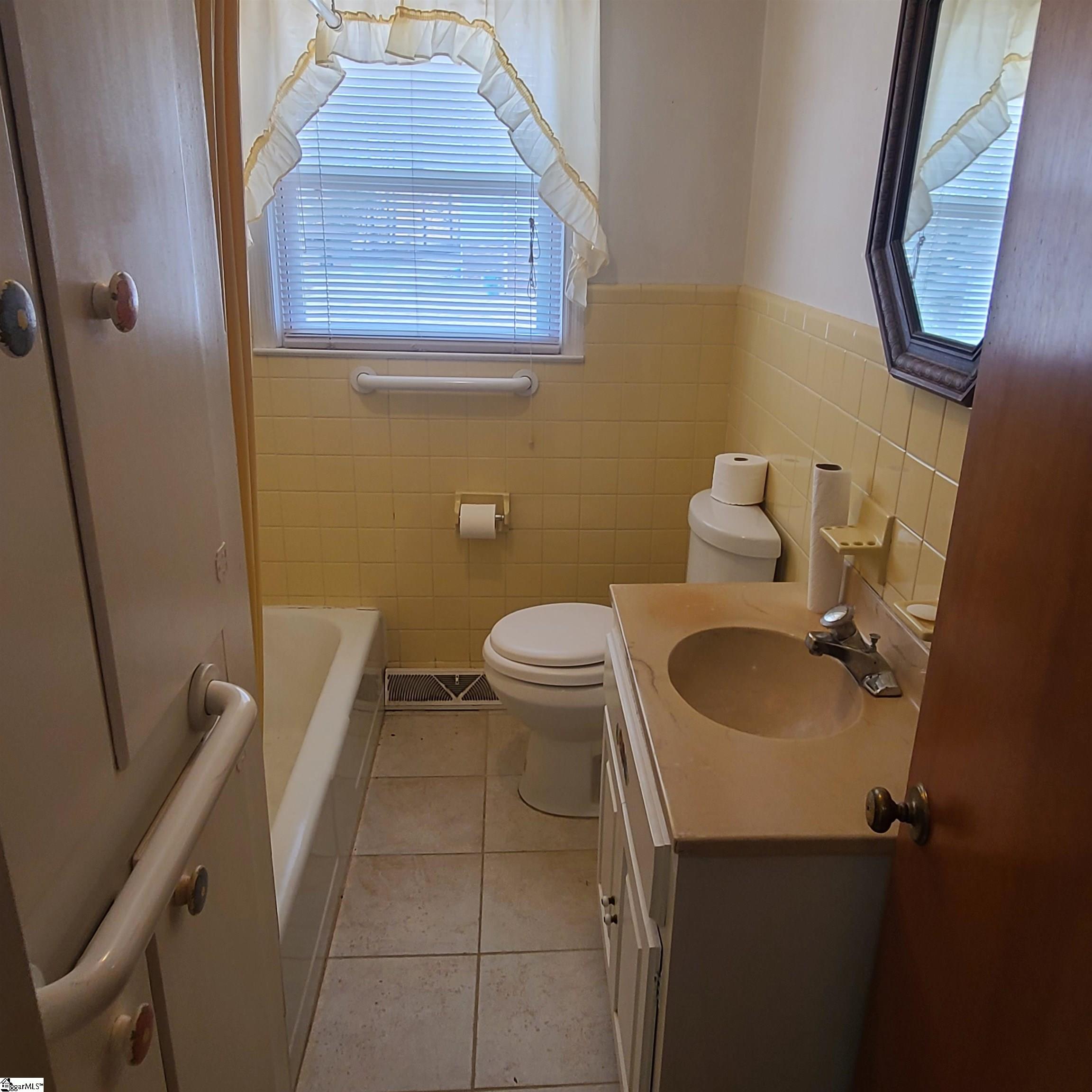 4808 Cockrell Road Greer, SC 29651 - Photo 16 of 29