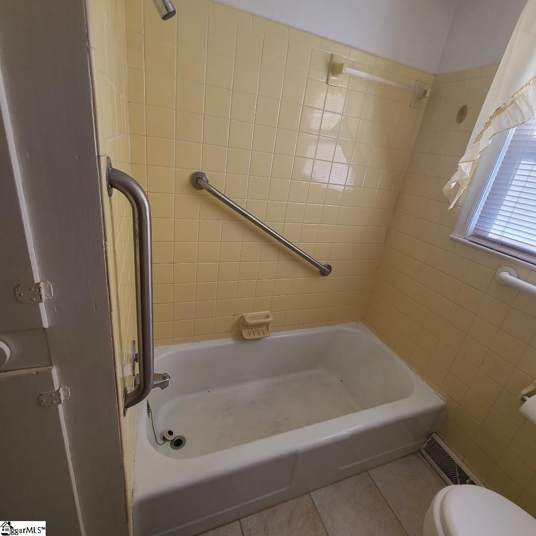 4808 Cockrell Road Greer, SC 29651 - Photo 17 of 29