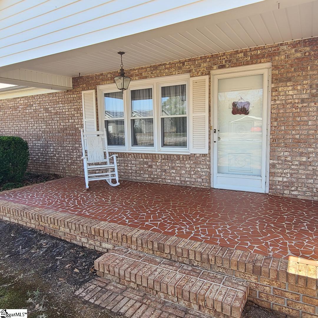 4808 Cockrell Road Greer, SC 29651 - Photo 2 of 29