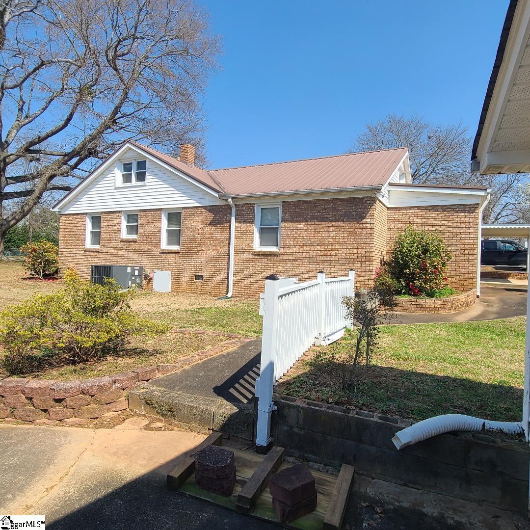 4808 Cockrell Road Greer, SC 29651 - Photo 26 of 29