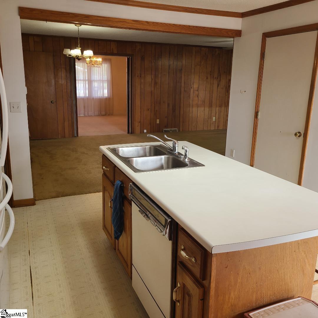 4808 Cockrell Road Greer, SC 29651 - Photo 5 of 29