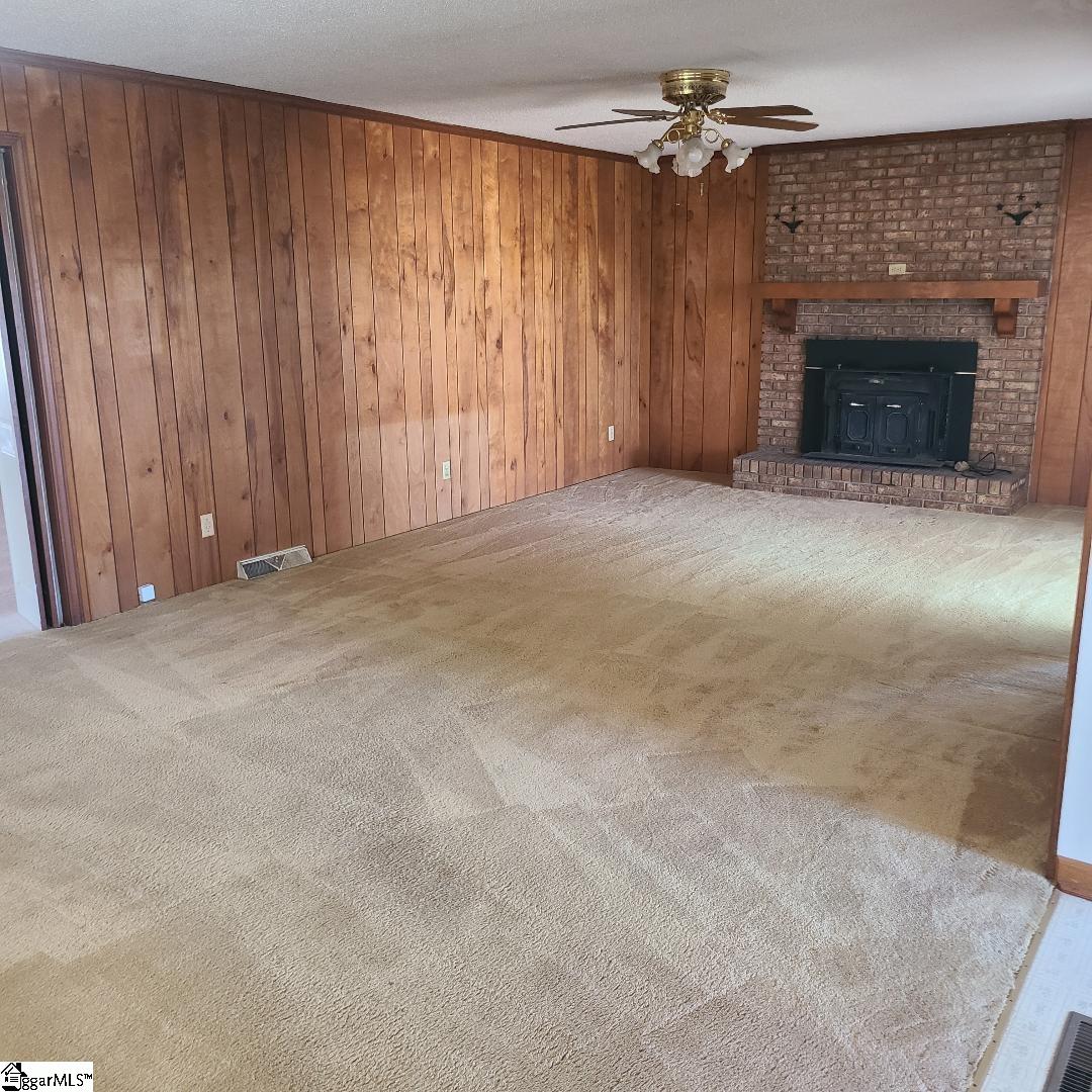 4808 Cockrell Road Greer, SC 29651 - Photo 7 of 29