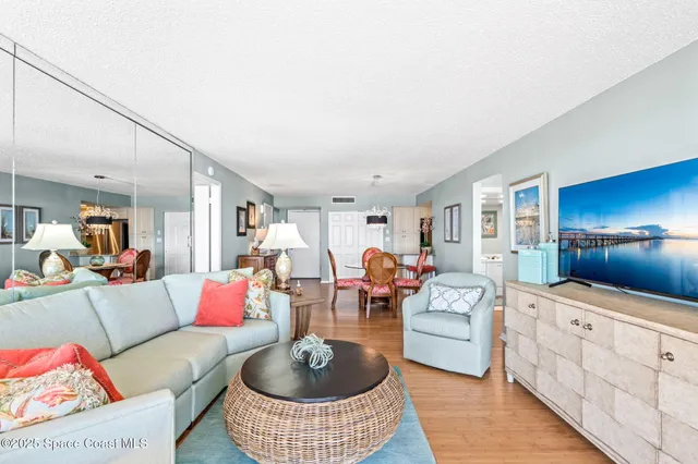 $3,400 | 877 N Highway, Unit 1106, Indialantic, FL 32903