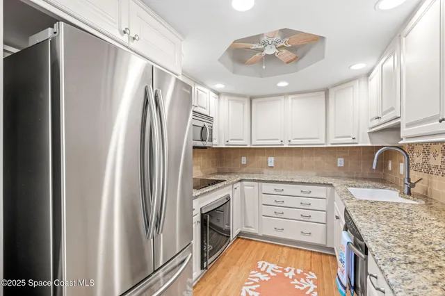 $3,400 | 877 N Highway, Unit 1106, Indialantic, FL 32903