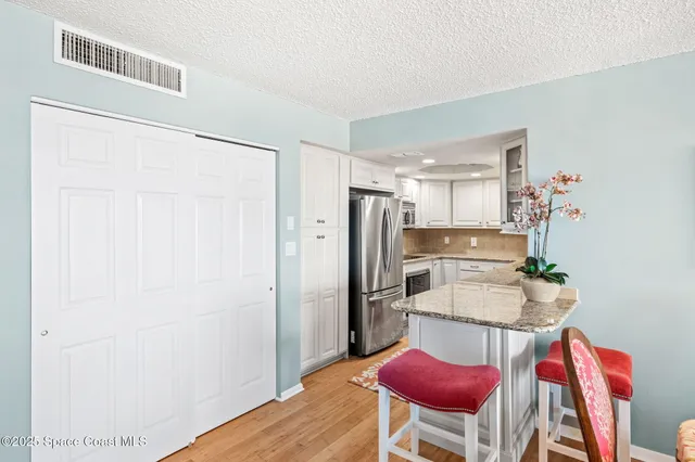 $3,400 | 877 N Highway, Unit 1106, Indialantic, FL 32903