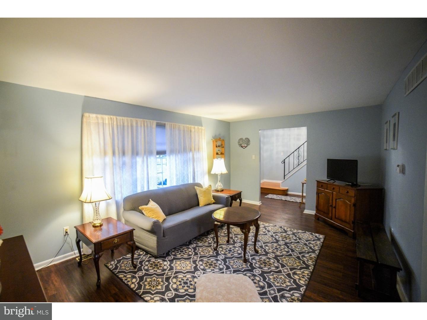 48 Freedom Road Sewell, NJ 08080 - Photo 2 of 22