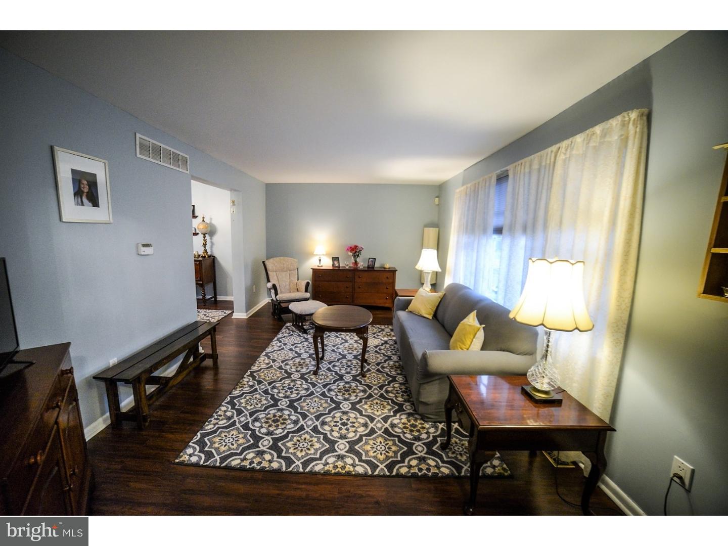 48 Freedom Road Sewell, NJ 08080 - Photo 3 of 22