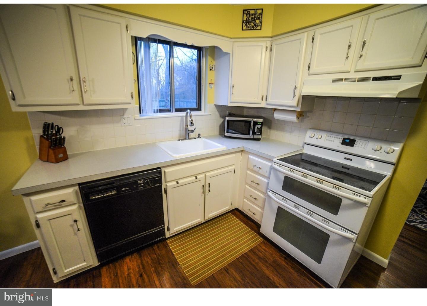 48 Freedom Road Sewell, NJ 08080 - Photo 7 of 22