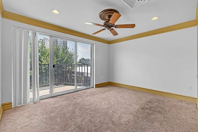 $275,900 | 655 Riverside Drive, Unit 206, Memphis, TN 38103