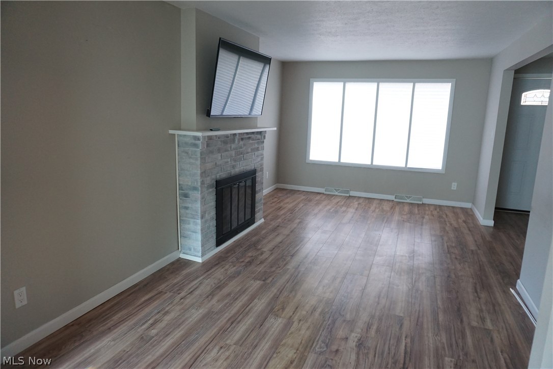 6488 State Road, Unit B11 Cleveland, OH 44134 - Photo 5 of 12 Gallery Image 5
