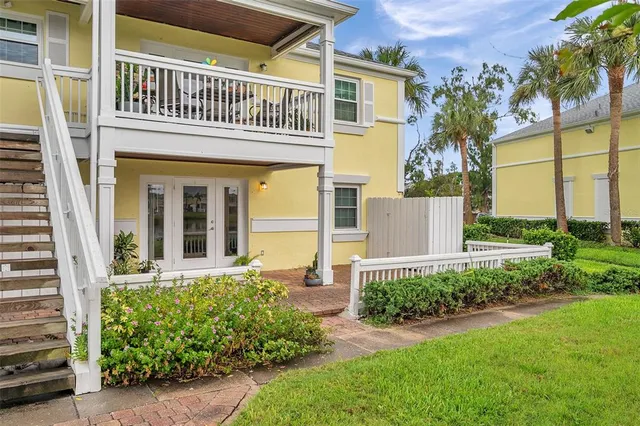 $289,000 | 121 Sea Horse Drive Southeast, Unit A, St. Petersburg, FL 33705