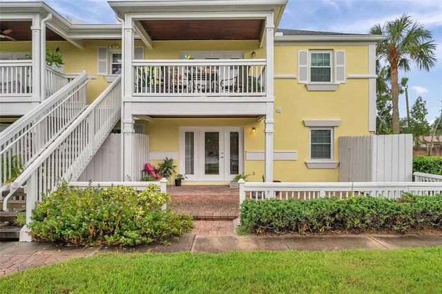 $289,000 | 121 Sea Horse Drive Southeast, Unit A, St. Petersburg, FL 33705