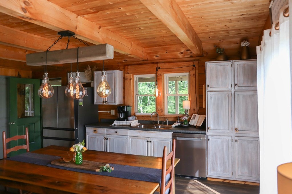 270 Flat Ridge Road Troutdale, VA 24378 - Photo 38 of 79 Gallery Image 38