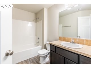 1692 Northeast 8th Street Pendleton, OR 97801 - Photo 19 of 27