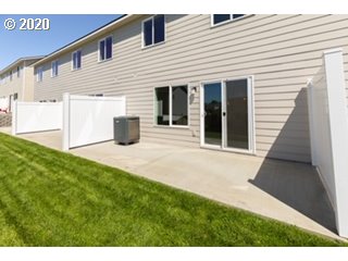 1692 Northeast 8th Street Pendleton, OR 97801 - Photo 24 of 27