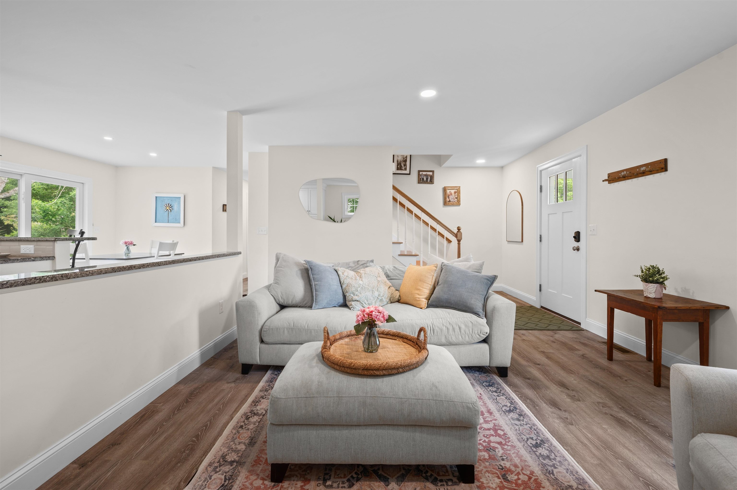 7 Hampton Road, Unit 2 Exeter, NH 03833 - Photo 6 of 31
