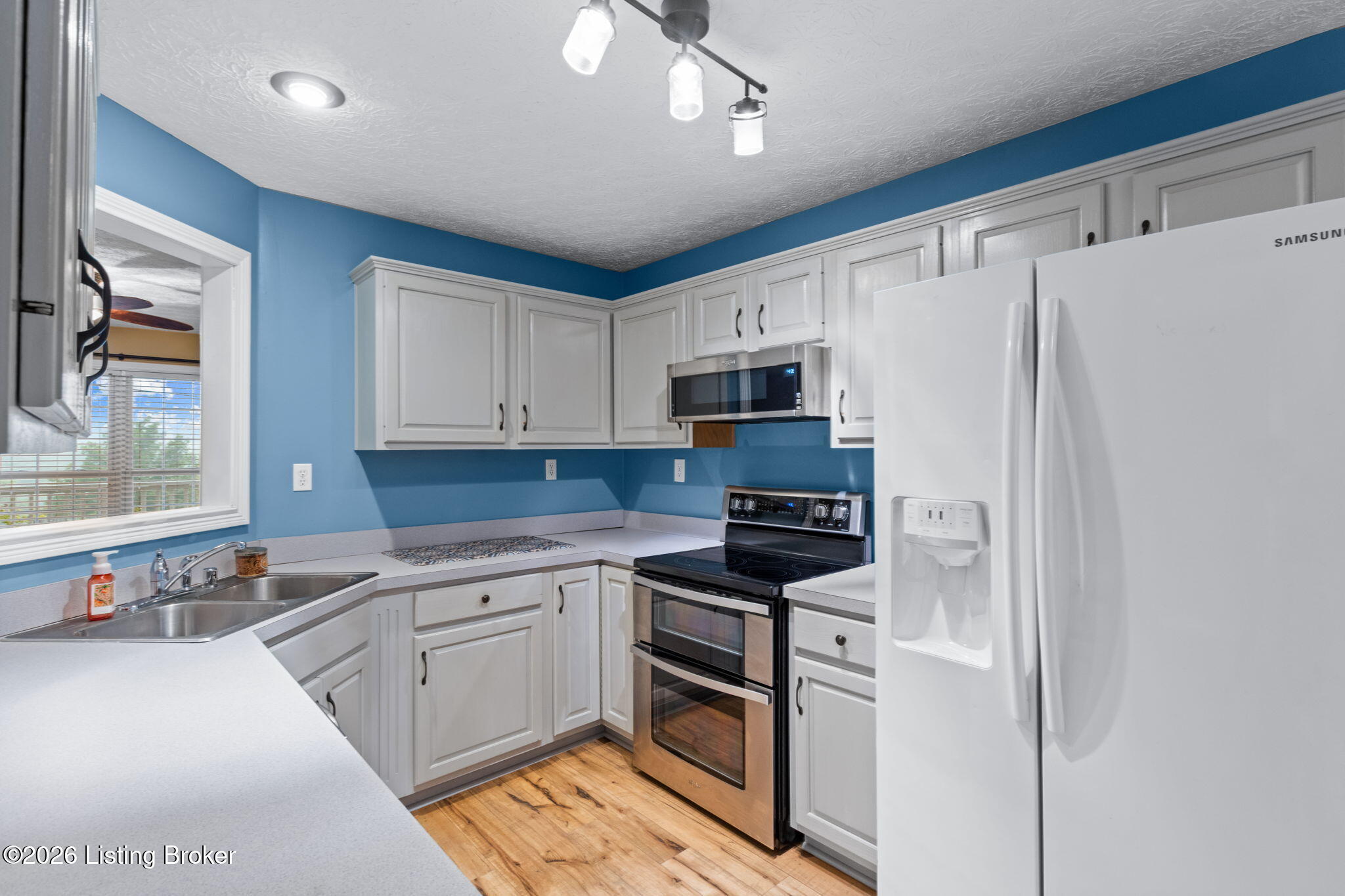 110 Water Tower Road Lebanon Junction, KY 40150 - Photo 14 of 46 15-web-or-mls-4F0A2615