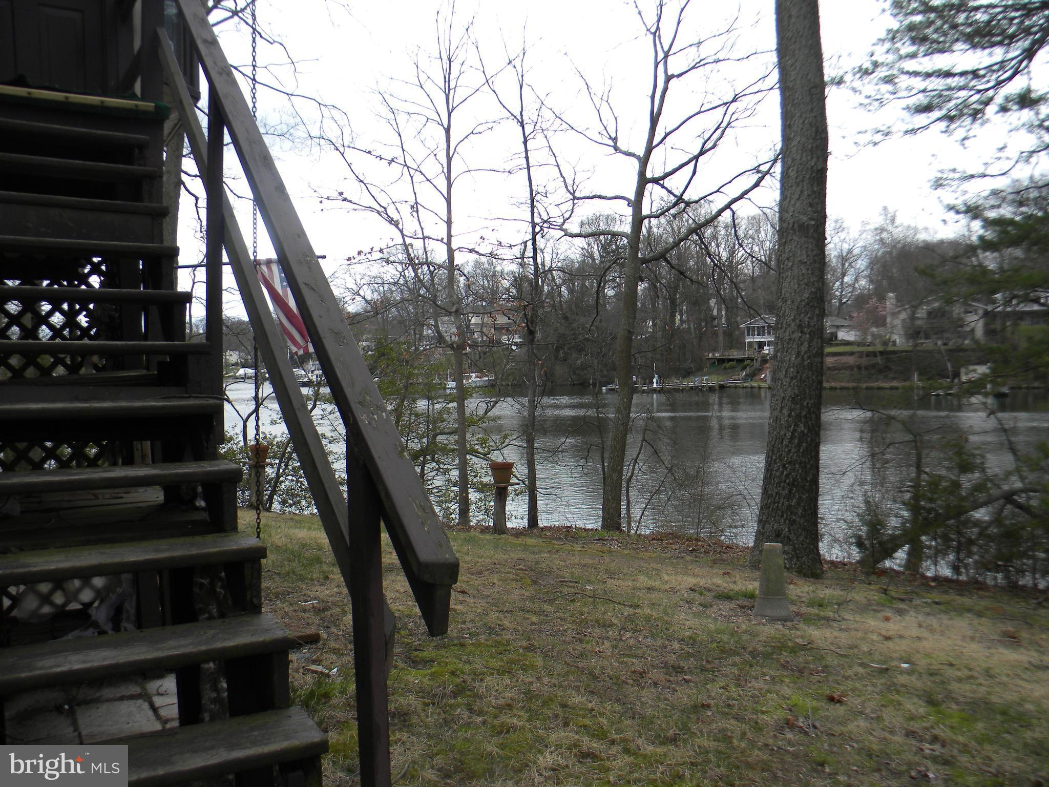 301 Magothy Bridge Road Pasadena, MD 21122 - Photo 5 of 7 Exterior (General)