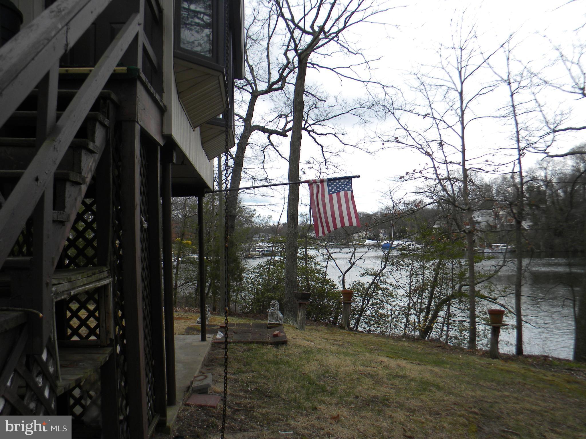301 Magothy Bridge Road Pasadena, MD 21122 - Photo 6 of 7 Exterior (General)