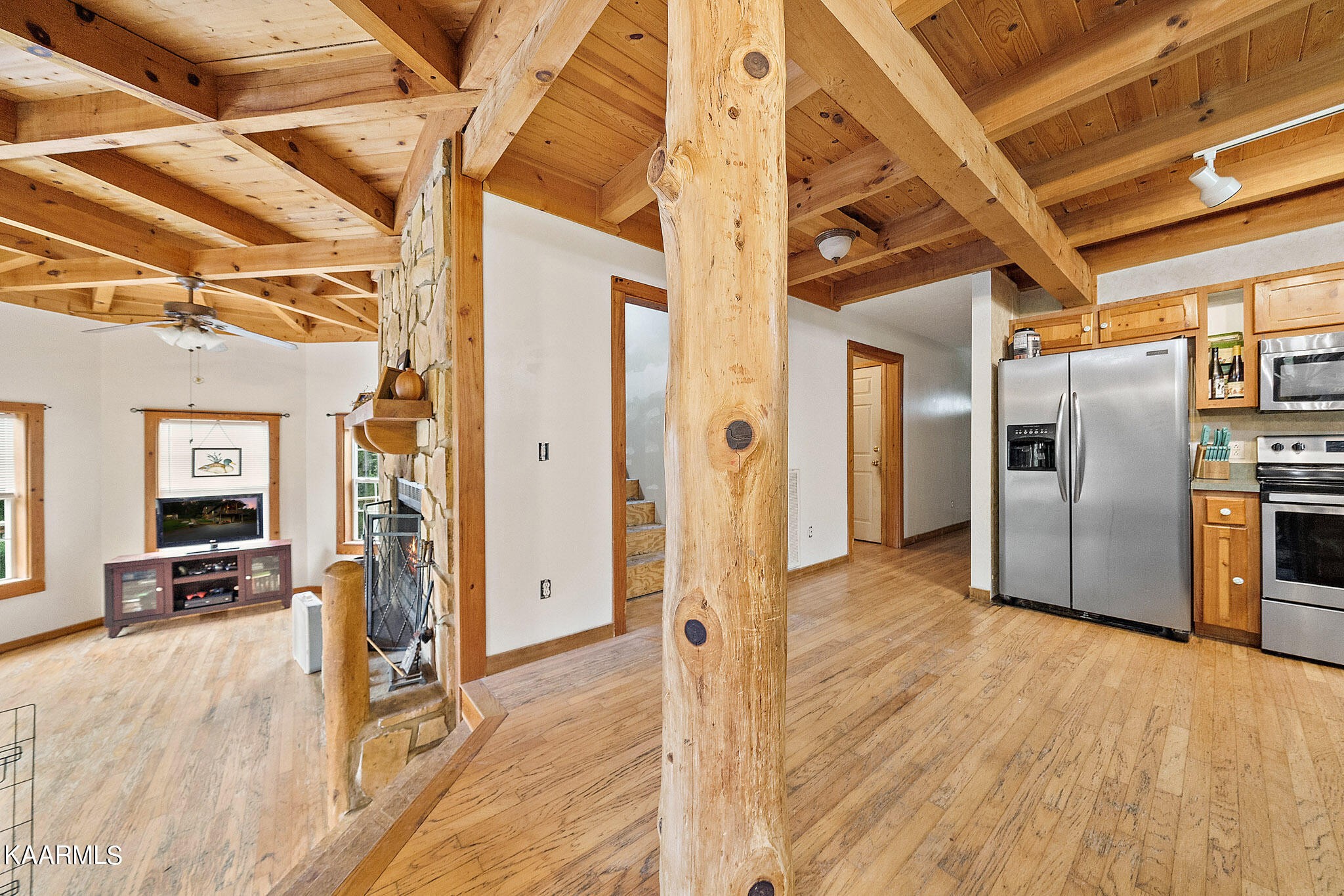 1737 Parrotts Chapel Road Sevierville, TN 37876 - Photo 9 of 36 Gallery Image 9