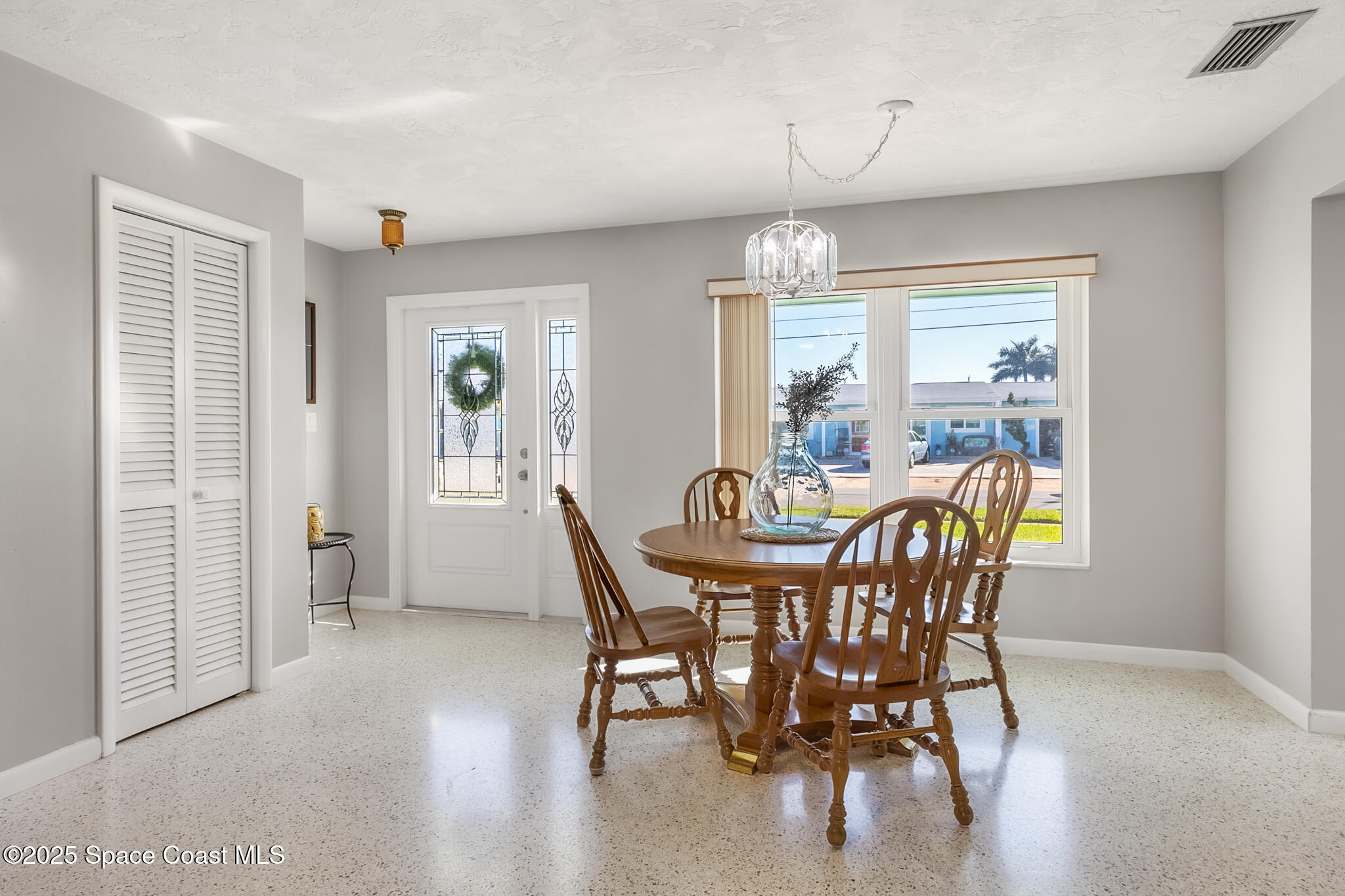 465 Cardinal Drive Satellite Beach, FL 32937 - Photo 7 of 52 20251103 465 Cardinal Dr Satellite Beach