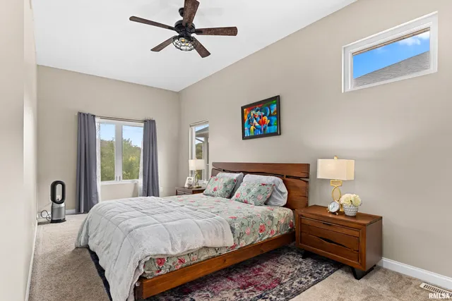 $425,000 | 5606 West Grande Circle, Peoria, IL 61615